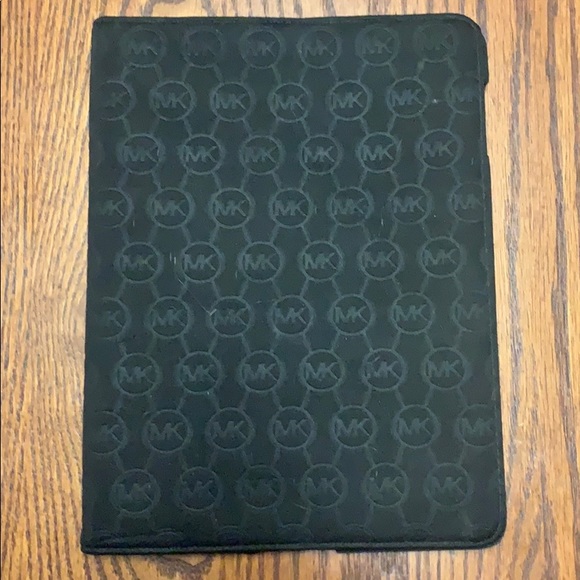 Michael Kors IPad case - Picture 1 of 3